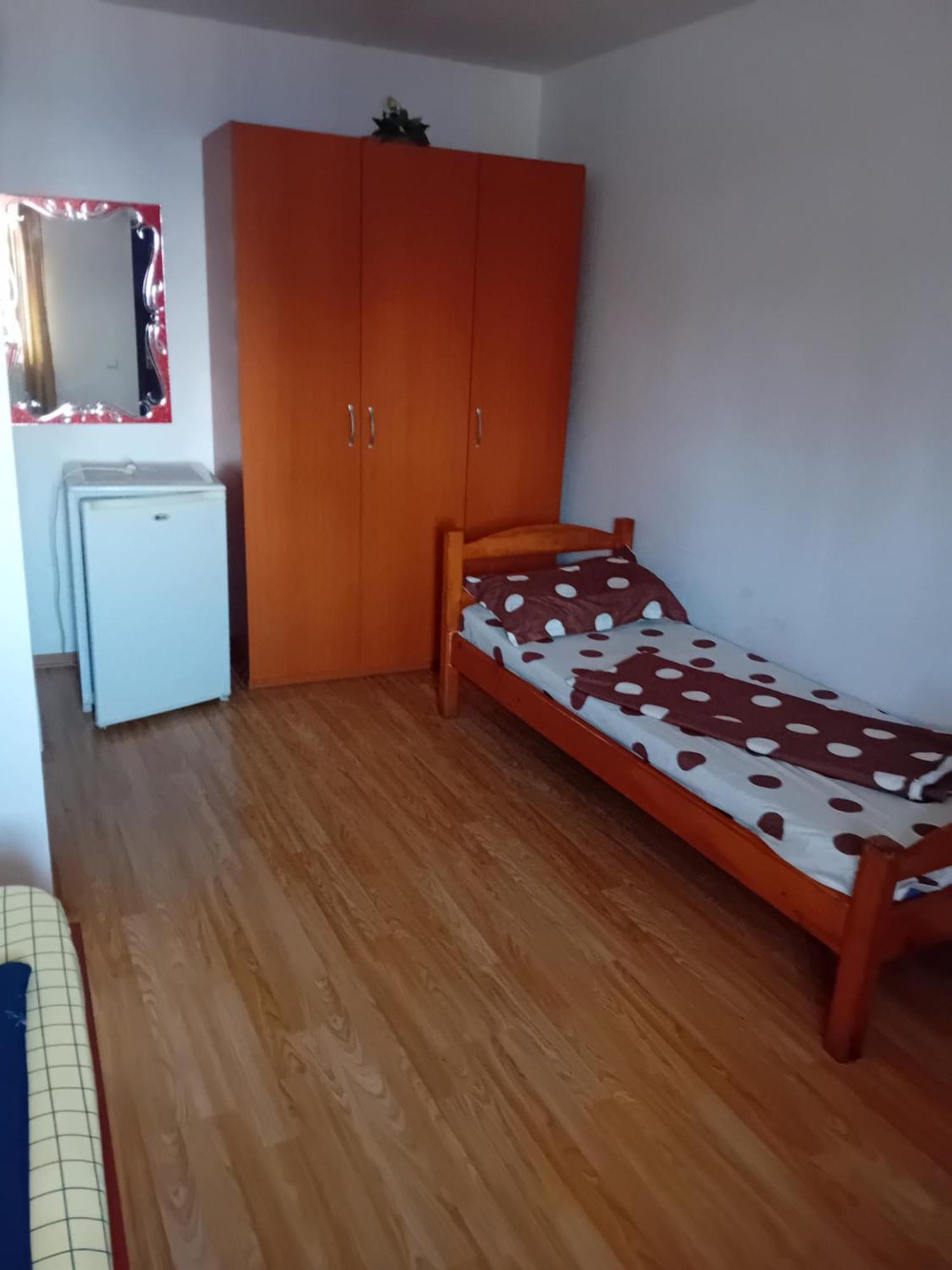 Hotel Lebada Neagra Schitu Exteriér fotografie